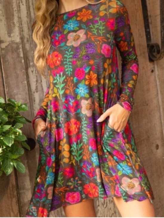 NATURAL LIFE Dresses & Skirts - Natural Life STEVIE Long Sleeve Soft Mini Dress in Rainbow Garden Black M